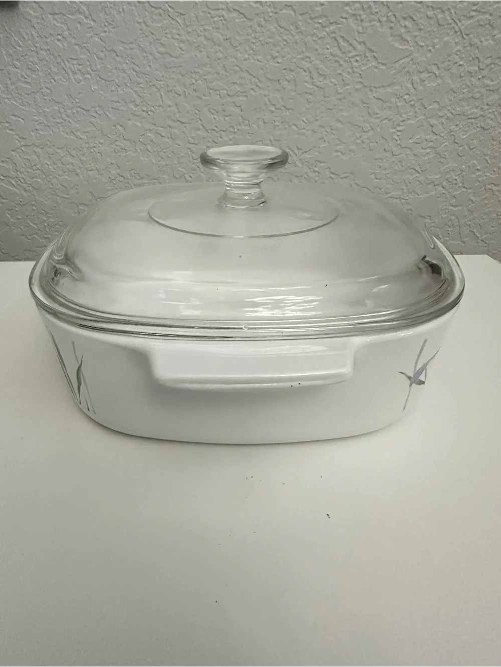 Vintage CorningWare Casserole Dish w/Lid-Shadow Iris Pattern(1985-1995)-2 Liter